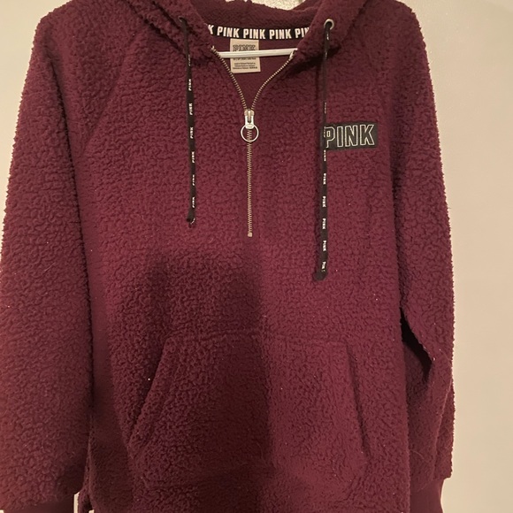 Burgundy VS Victorias Secret Pink Size XS Sherpa hooded trendy quarter zip - Picture 2 of 5